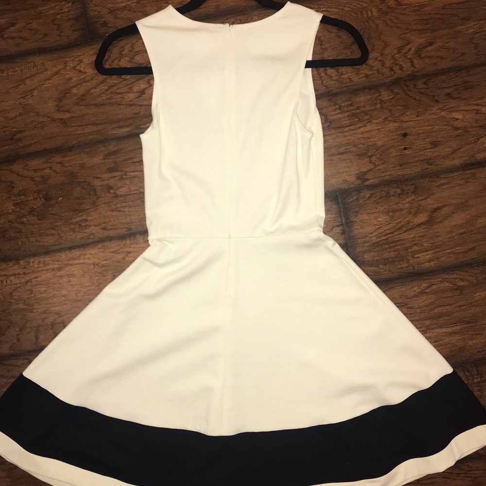 White Dress w/ Black Detail!